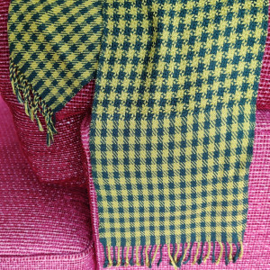 Scarf in green and yellow